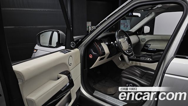 Land Rover Range Rover (IV) 4.4 SDV8 Vogue SE DIESEL 2016 — фото 10
