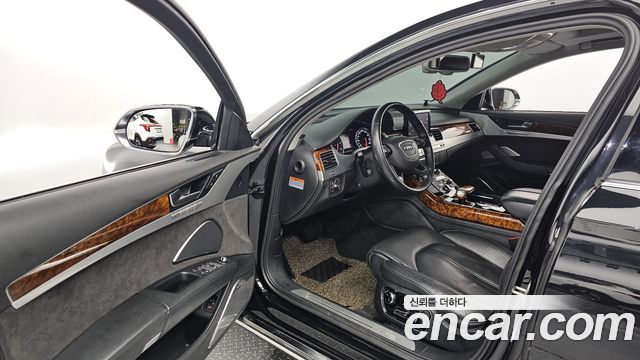 Audi A8 6.3 FSI Quattro LWB D4 2012 — фото 10