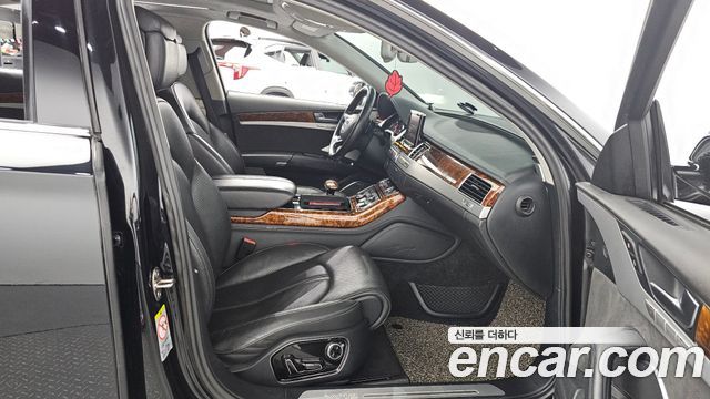 Audi A8 6.3 FSI Quattro LWB D4 2012 — фото 11