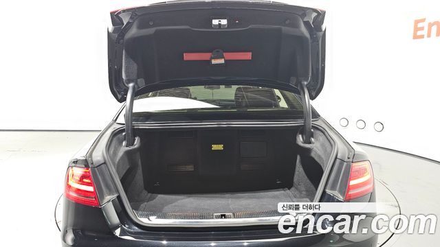 Audi A8 6.3 FSI Quattro LWB D4 2012 — фото 20