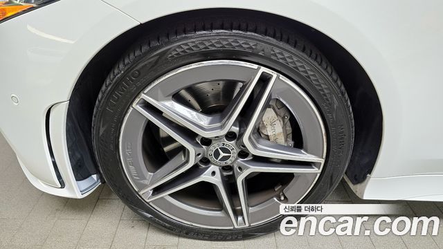 Mercedes-Benz CLS-Class (C257) CLS300d AMG Line 2020 — фото 5