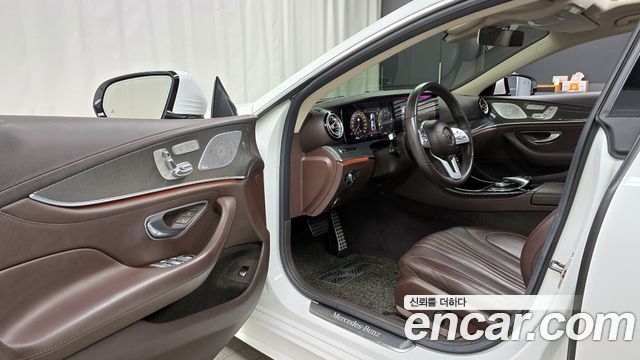 Mercedes-Benz CLS-Class (C257) CLS300d AMG Line 2020 — фото 11