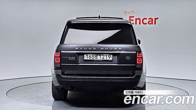 Land Rover Range Rover (IV) 4.4 SDV8 Vogue SE DIESEL 2017 — фото 4