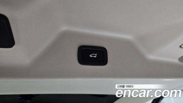 Land Rover Range Rover (IV) 4.4 SDV8 Vogue SE DIESEL 2017 — фото 19