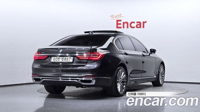 BMW 7 Series (G11) 750Li xDrive 2017 — фото 2