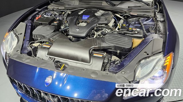 Maserati Quattroporte S Q4 3.0 V6 Gransport 2017 — фото 6