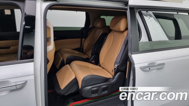 Kia Carnival (IV) Diesel 7-Seater Signature 2021 — фото 11