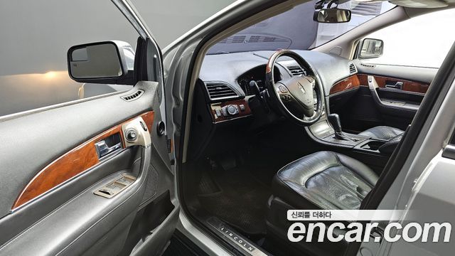 Lincoln MKX 3.7 AWD 2013 — фото 9