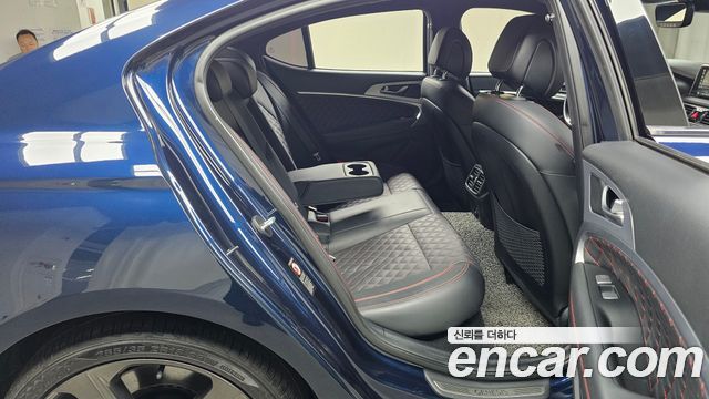 Genesis G70 3.3T Sport AWD Prestige 2019 — фото 12