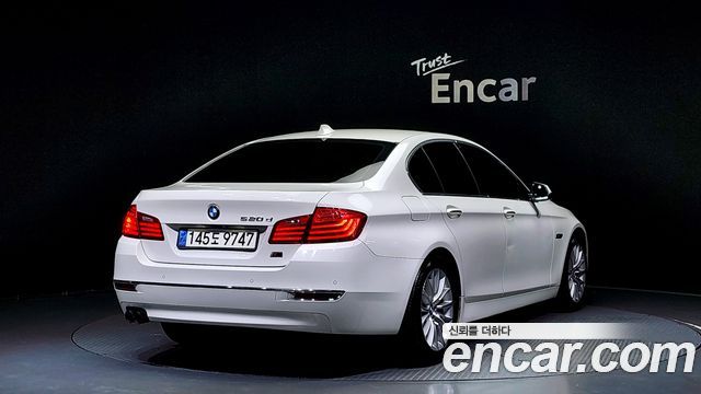 BMW 5 Series (F10) 520d Luxury 2014 — фото 2
