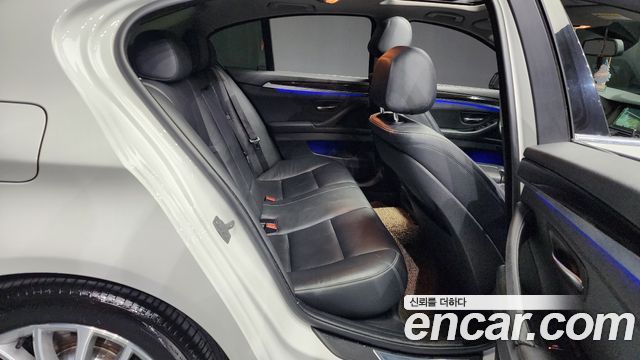 BMW 5 Series (F10) 520d Luxury 2014 — фото 12
