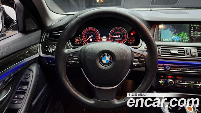 BMW 5 Series (F10) 520d Luxury 2014 — фото 13