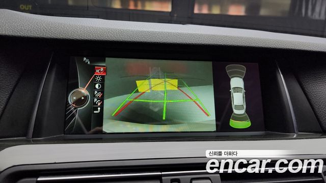 BMW 5 Series (F10) 520d Luxury 2014 — фото 15