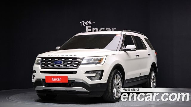 Ford Explorer 2.3 Limited 4WD 5th