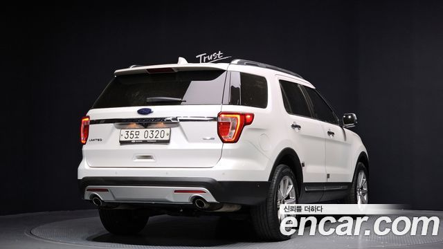 Ford Explorer 2.3 Limited 4WD 5th 2017 — фото 2