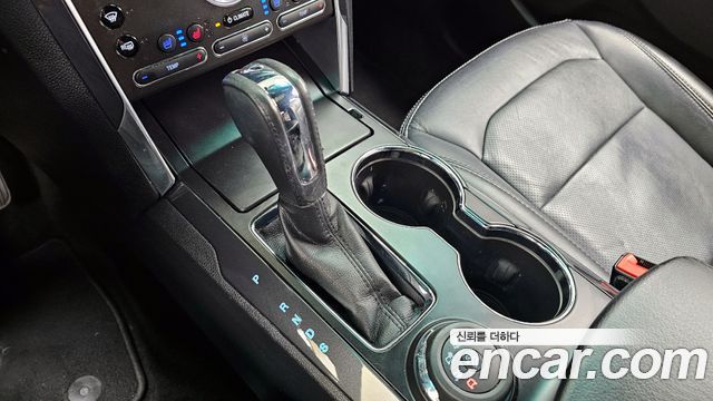 Ford Explorer 2.3 Limited 4WD 5th 2017 — фото 9