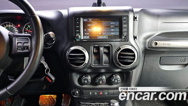 Jeep Wrangler (JK) 3.6 Sport 2Door 2014 — фото 13