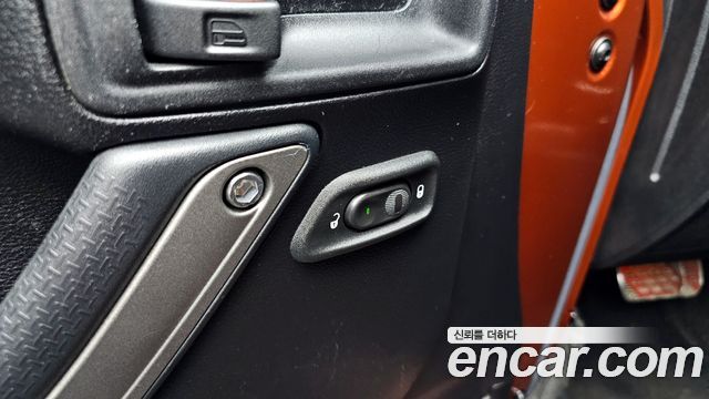 Jeep Wrangler (JK) 3.6 Sport 2Door 2014 — фото 16
