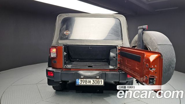 Jeep Wrangler (JK) 3.6 Sport 2Door 2014 — фото 20