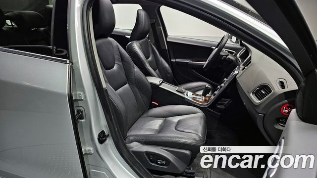Volvo S60 D5 2nd 2011 — фото 10