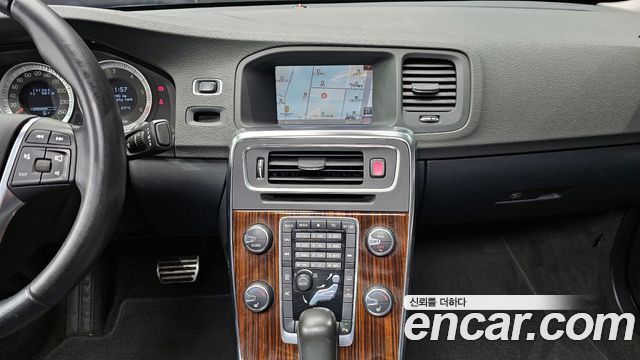 Volvo S60 D5 2nd 2011 — фото 16