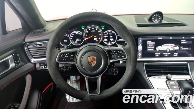 Porsche Panamera (971) 4.0 GTS 2020 — фото 17