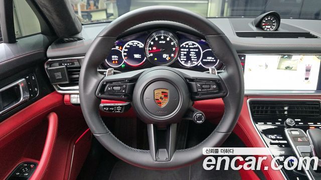 Porsche Panamera (971) 4.0 GTS 2023 — фото 17