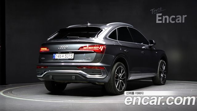 Audi Q5 (FY) 45 TFSI Quattro Sportback Premium 2023 — фото 2