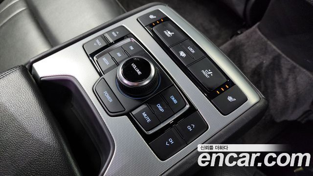Genesis G80 3.3 GDI AWD Premium Luxury 2017 — фото 19