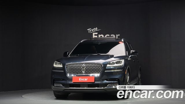 Lincoln Aviator (II) 3.0 Reserve  AWD 2023 — фото 3