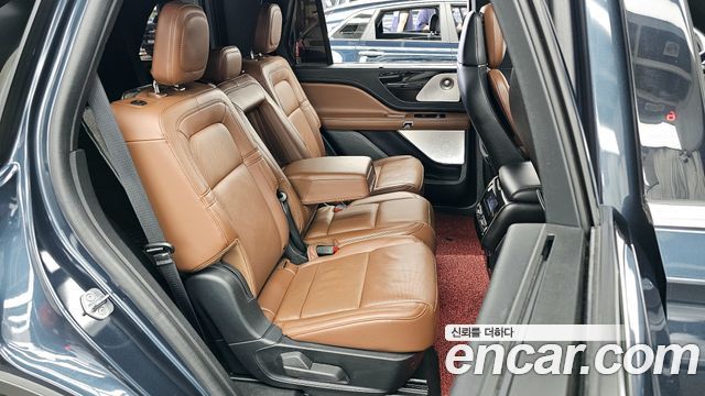 Lincoln Aviator (II) 3.0 Reserve  AWD 2023 — фото 12