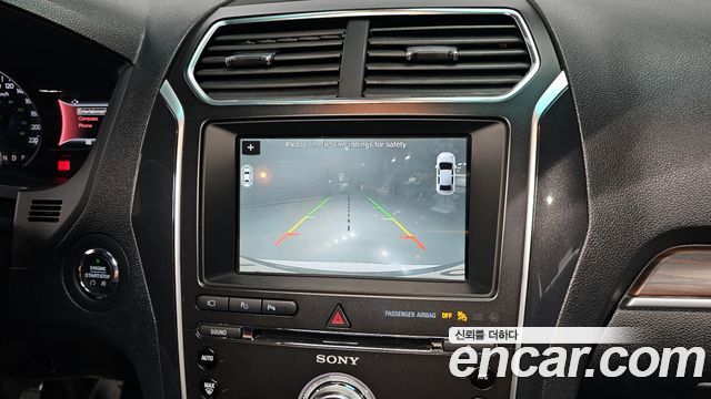 Ford Explorer 2.3 Limited 4WD 5th 2017 — фото 17