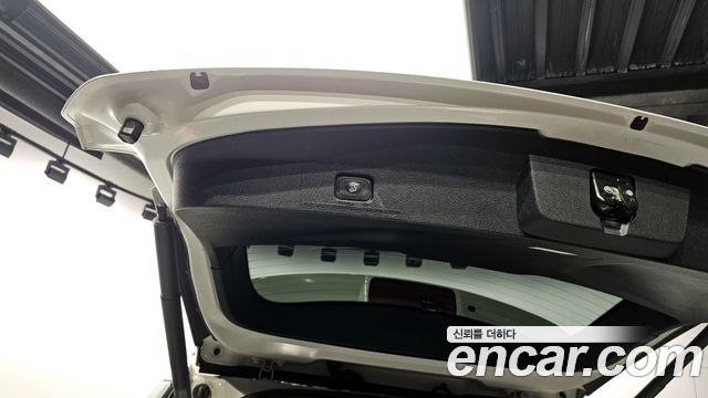 Ford Explorer 2.3 Limited 4WD 5th 2017 — фото 20