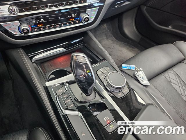 BMW 5 Series (G30) 530i Luxury Plus 2020 — фото 9
