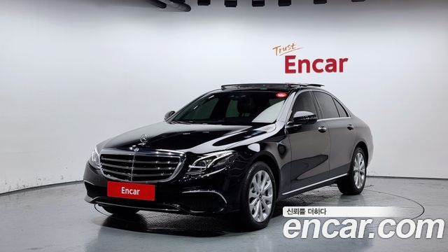 Mercedes-Benz E-Class (W213) E300 4MATIC Exclusive 2019 — фото 1