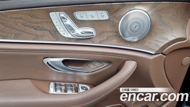 Mercedes-Benz E-Class (W213) E300 4MATIC Exclusive 2019 — фото 22