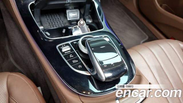 Mercedes-Benz E-Class (W213) E300 4MATIC Exclusive 2019 — фото 23