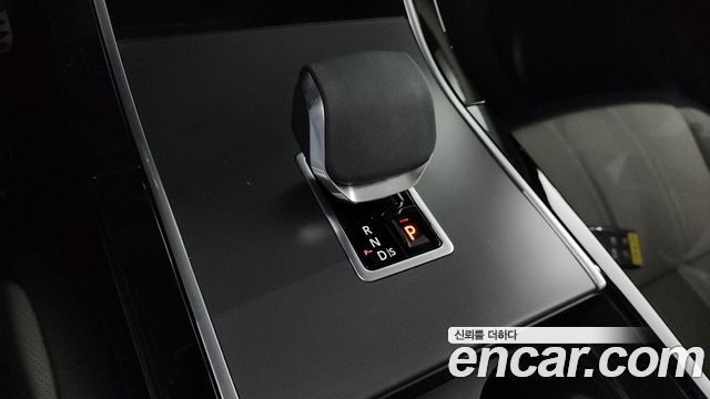 Land Rover Range Rover Evoque (II) P250 Dynamic SE 2024 — фото 9