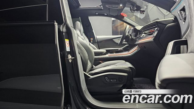 Audi Q8 (4M) 50 TDI Quattro Premium 2023 — фото 10