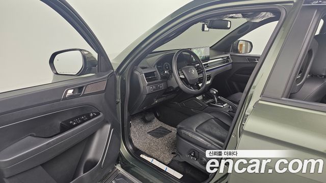 KG Mobility (SsangYong) Rexton Sports Khan Diesel 2.2 4WD Culman Noblesse 2024 — фото 10