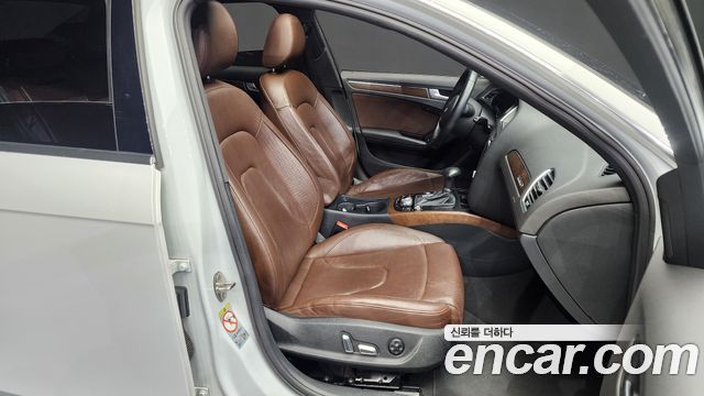 Audi A4 35 TDI Quattro Comfort Edition B8 2015 — фото 11