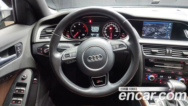 Audi A4 35 TDI Quattro Comfort Edition B8 2015 — фото 13