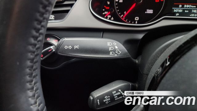 Audi A4 35 TDI Quattro Comfort Edition B8 2015 — фото 18