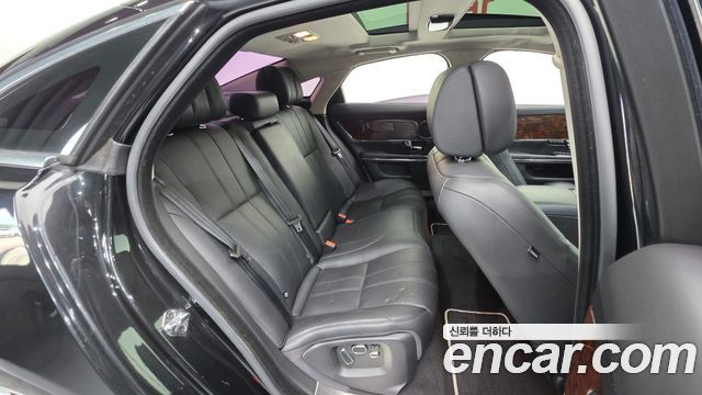 Jaguar XJ 3.0 SC Premium Luxury SWB X351 2013 — фото 19