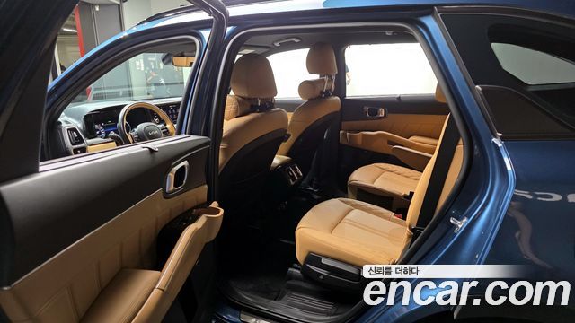 Kia Sorento (IV) Gasoline 2.5T 4WD Gravity 2023 — фото 11