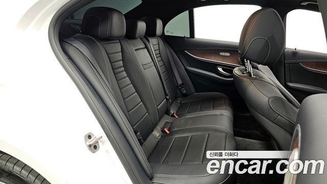 Mercedes-Benz E-Class (W213) E250 Exclusive 2023 — фото 11