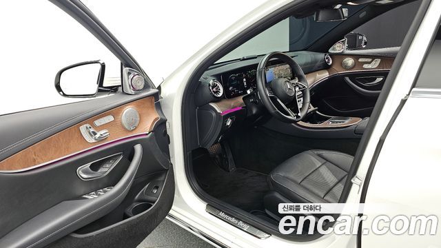 Mercedes-Benz E-Class (W213) E250 Exclusive 2023 — фото 12