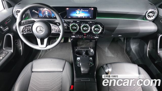 Mercedes-Benz A-Class (W177) A220 Sedan 2020 — фото 7