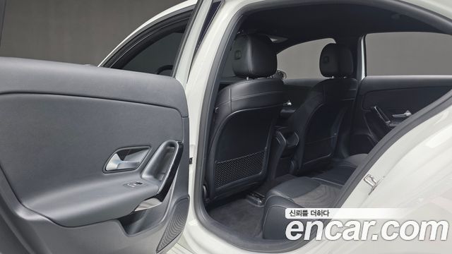 Mercedes-Benz A-Class (W177) A220 Sedan 2020 — фото 18