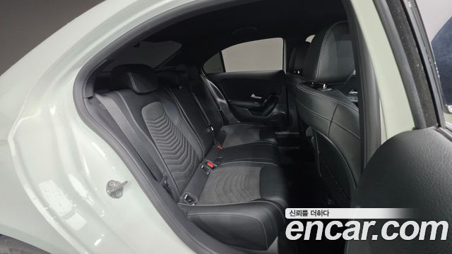 Mercedes-Benz A-Class (W177) A220 Sedan 2020 — фото 19